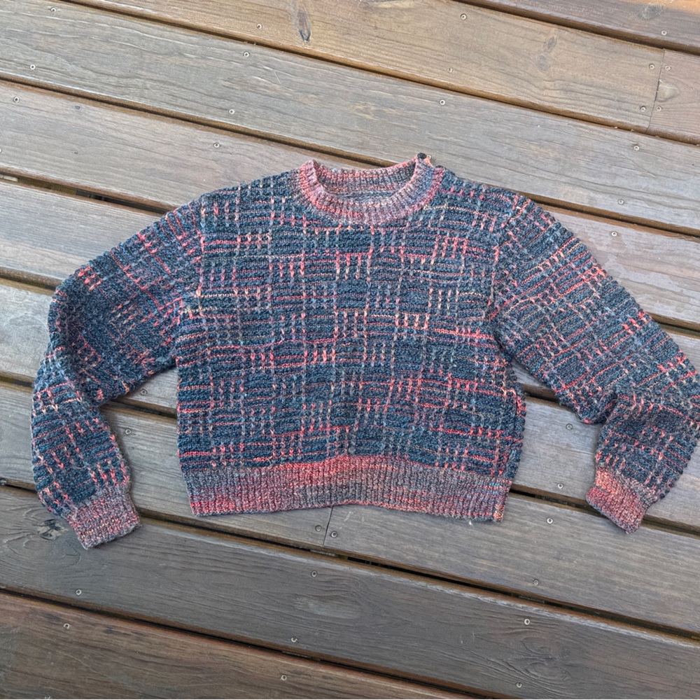 Hand knit vintage sweater, Medium
